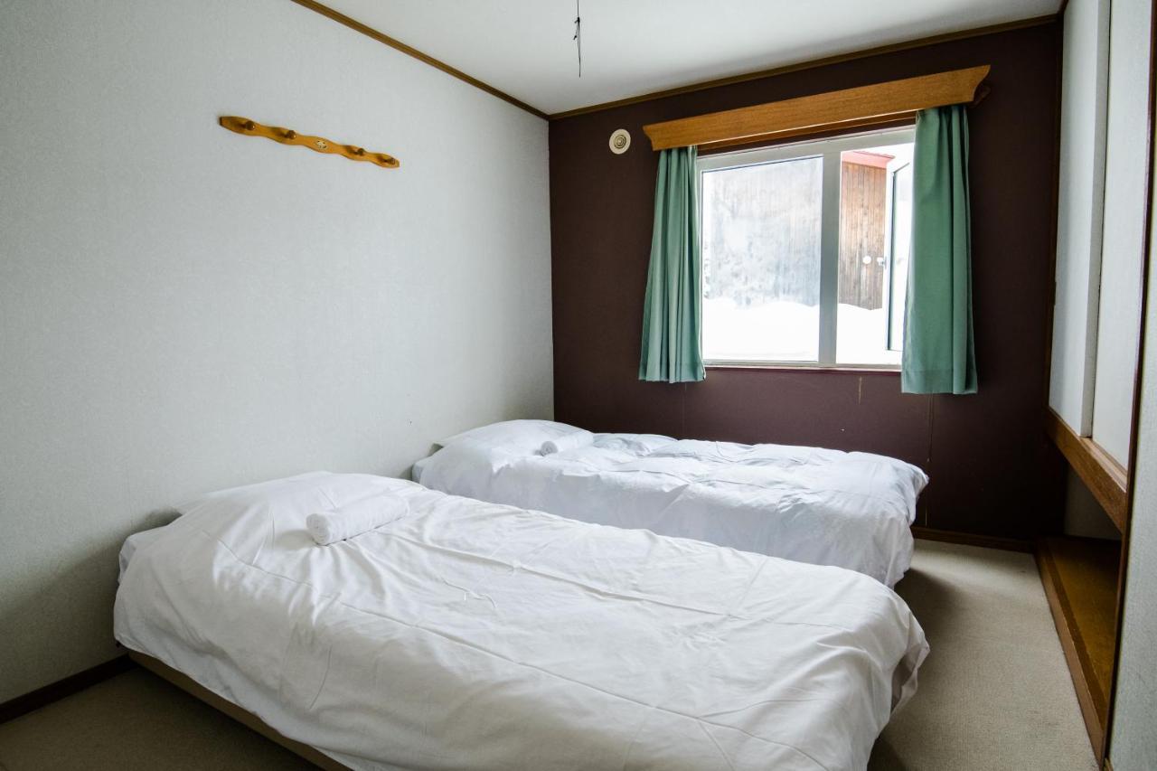 Absolute Niseko Lodge Hirafu Экстерьер фото