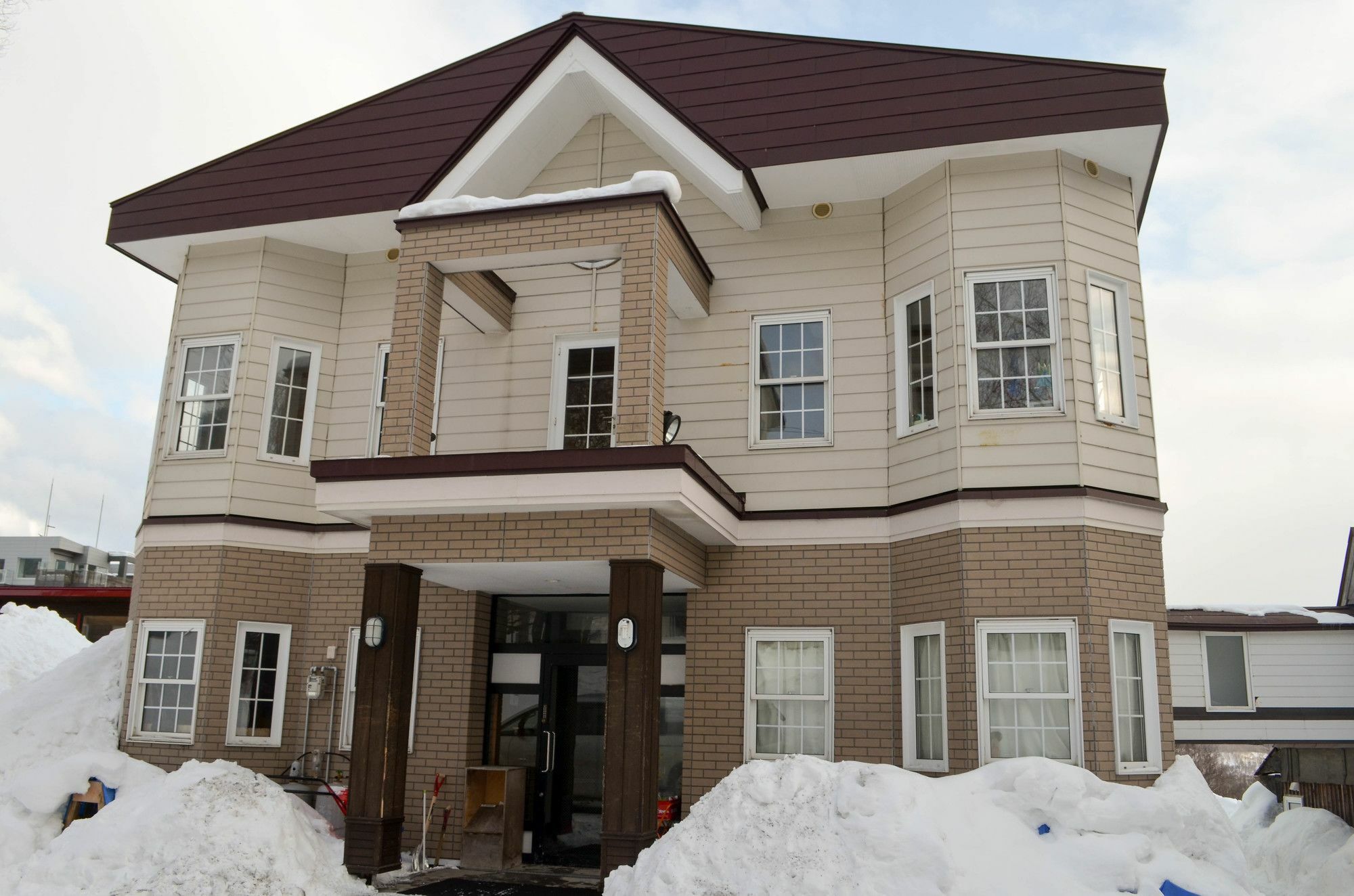 Absolute Niseko Lodge Hirafu Экстерьер фото
